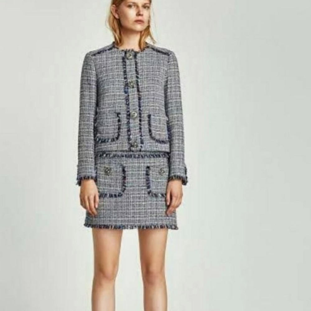 NWT Zara Classic Tweed Fray Detail Gemstone Buttons Mini Skirt